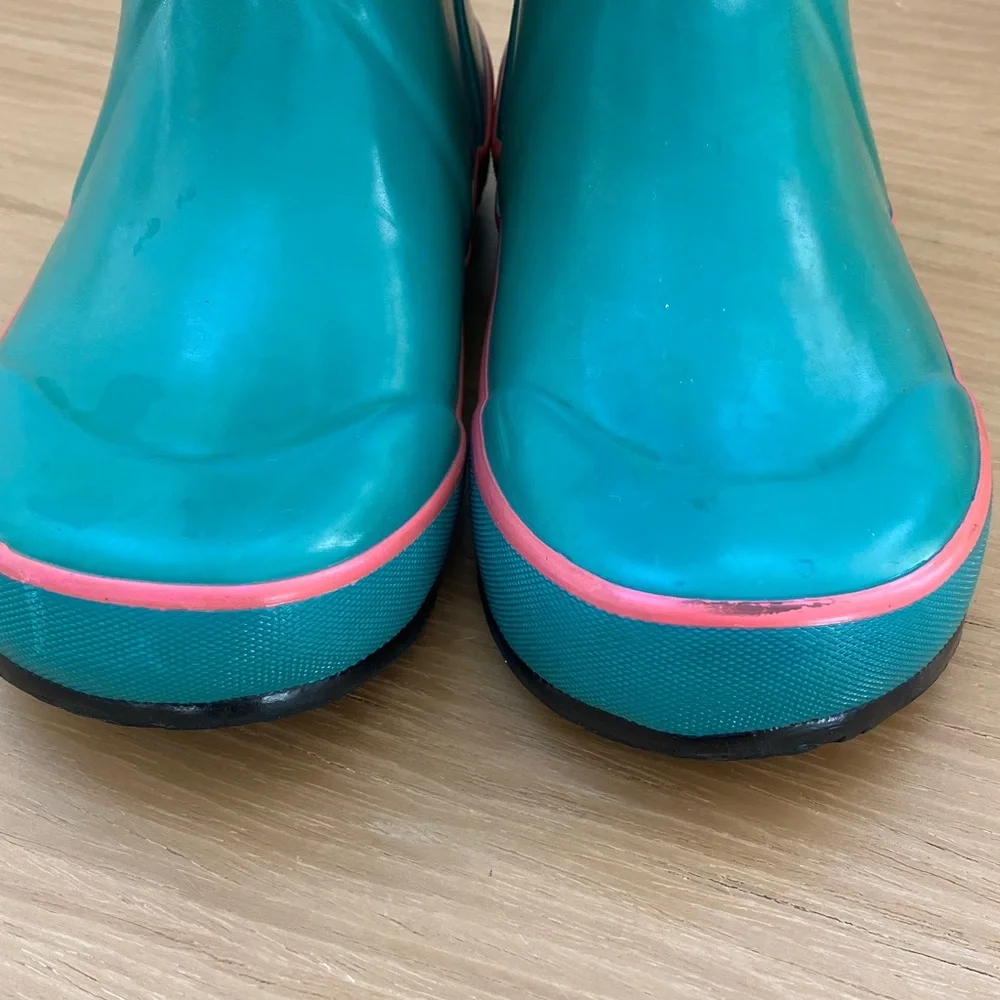BOGS Boots (size 11)